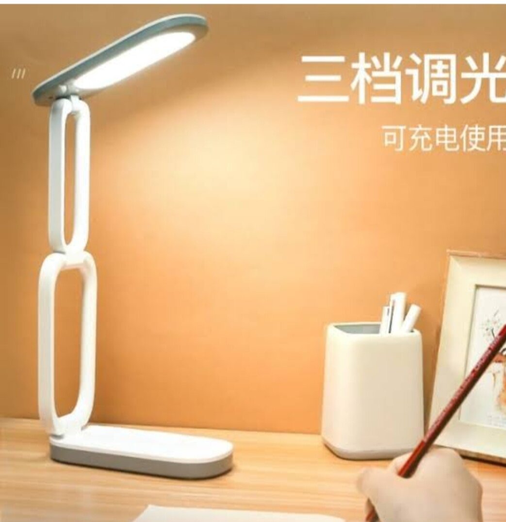 YAGE T125 Rechargeable Foldable Table Lamp - Image 3